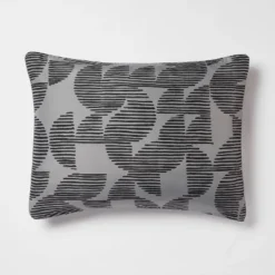 5pc King Geo Reversible Decorative Comforter Set With Throw Black/Gray - Room Essentials™ 14 5pc King Geo Reversible Decorative Comforter Set With Throw Black/Gray - Room Essentials™ -Room Essentials™ GUEST 12ae2f60 843c 4f9c af39 d4a54c795ed2