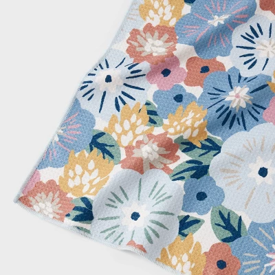Quick Dry All Over Floral Waffle Towel - Room Essentials™ 2 Quick Dry All Over Floral Waffle Towel - Room Essentials™ - Image 2