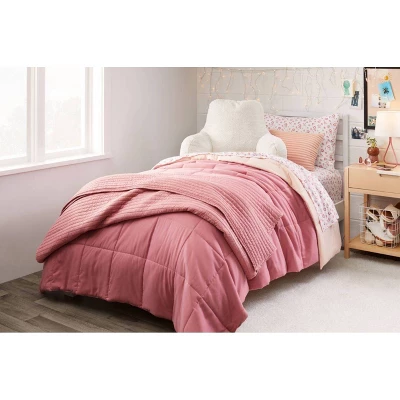 Reversible Microfiber Solid Comforter - Room Essentials™ 6 Reversible Microfiber Solid Comforter - Room Essentials™ - Image 6