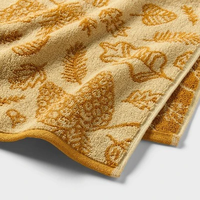 2pk Leaves Harvest Hand Towel Set Gold - Room Essentials™ 3 2pk Leaves Harvest Hand Towel Set Gold - Room Essentials™ - Image 3