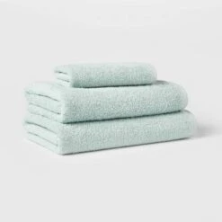 Everyday Bath Towel - Room Essentials™ -Room Essentials™ GUEST a30e6e53 92c2 4288 a3a1 9b451e31a86d
