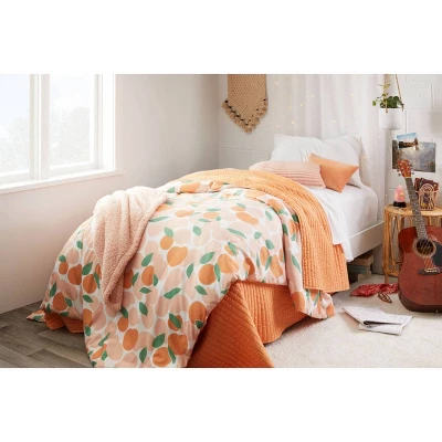 Reversible Microfiber Fruit Print Comforter - Room Essentials™ 6 Reversible Microfiber Fruit Print Comforter - Room Essentials™ - Image 6